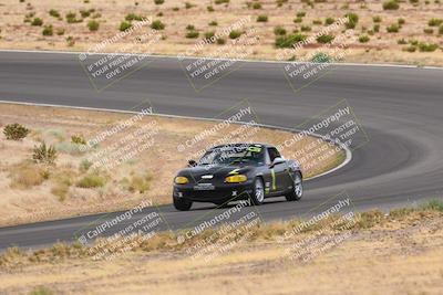 media/Jun-01-2025-CalClub SCCA (Sun) [[eae223c5dd]]/Group 5/Lap race/